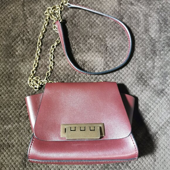 Eartha Burgundy/Antique Brass Crossbody EUC #236 - Picture 9 of 11